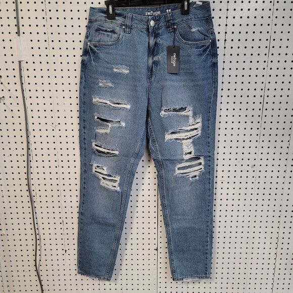 refuge Denim - Refuge Classic Distressed Mom Jeans Size 15 NWT